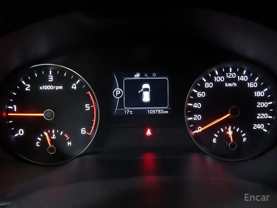Kia Sportage, снимка 9 - Автомобили и джипове - 54391147
