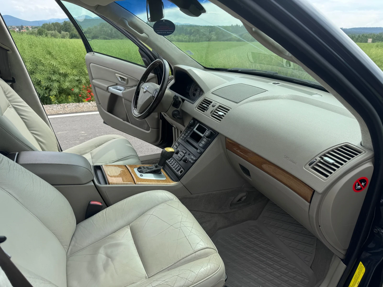 Volvo Xc90 2.4 185 h.p, снимка 5 - Автомобили и джипове - 54779791