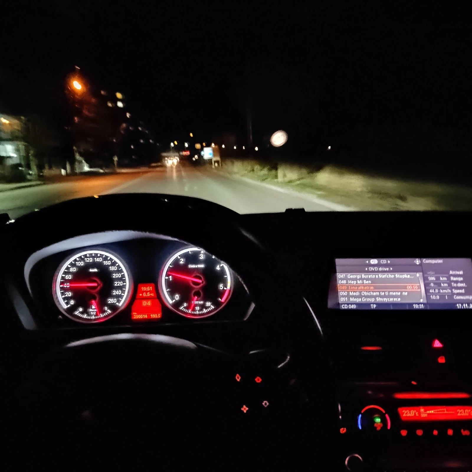 BMW X5 3.5 biturbo, снимка 11 - Автомобили и джипове - 54809507