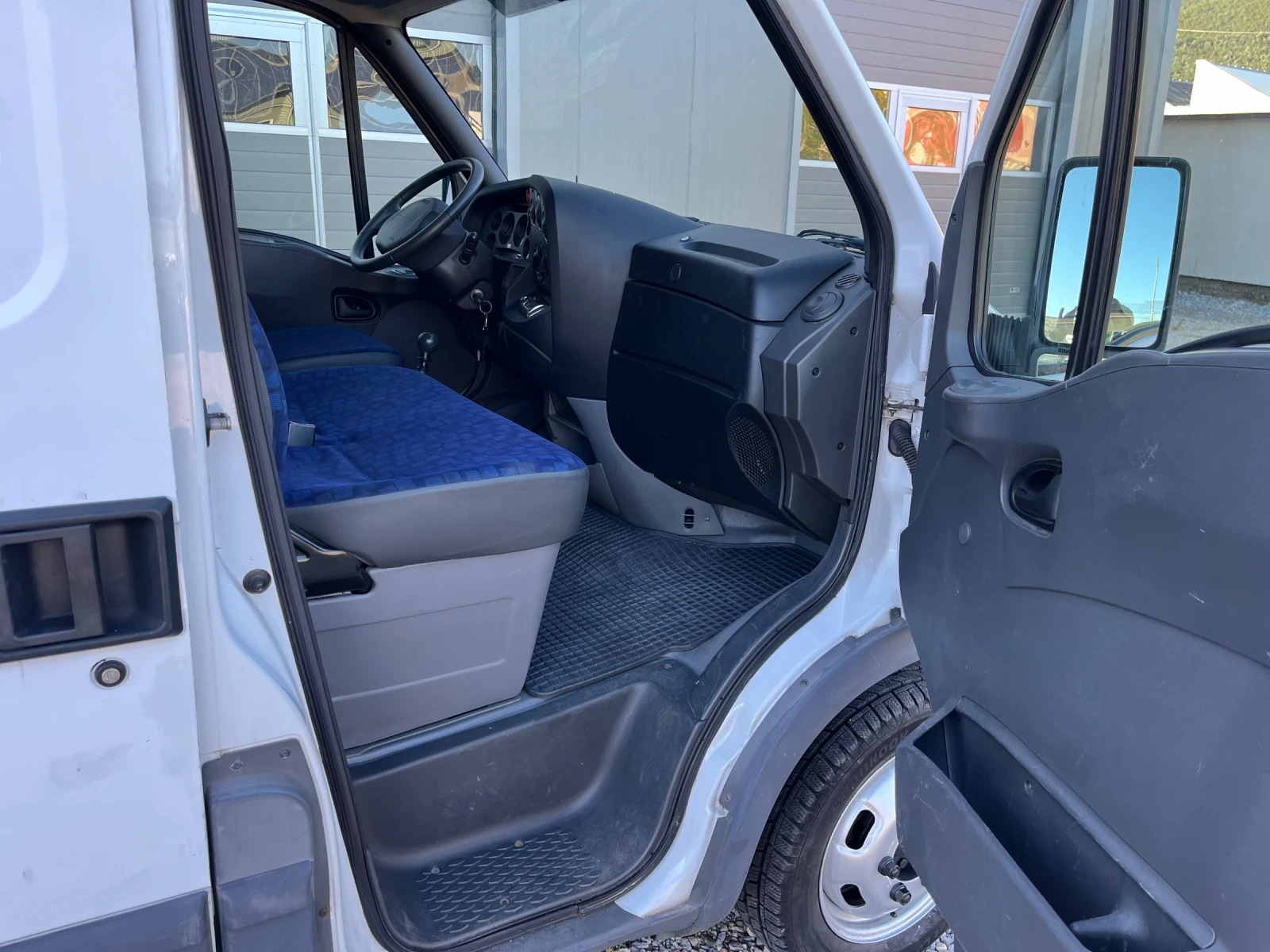 Iveco 35c13 2.8TDI MAXI 133хил км - изображение 2