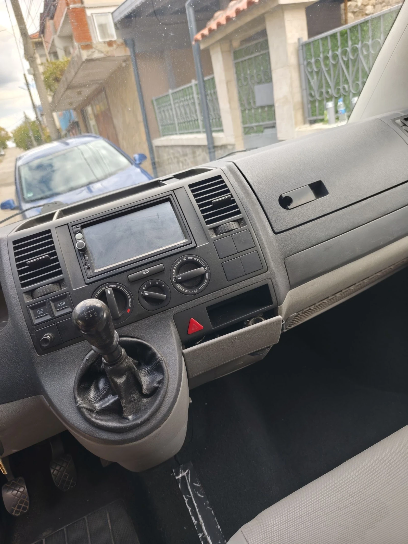 VW Transporter 2.5 TDi 130 кс. - изображение 6