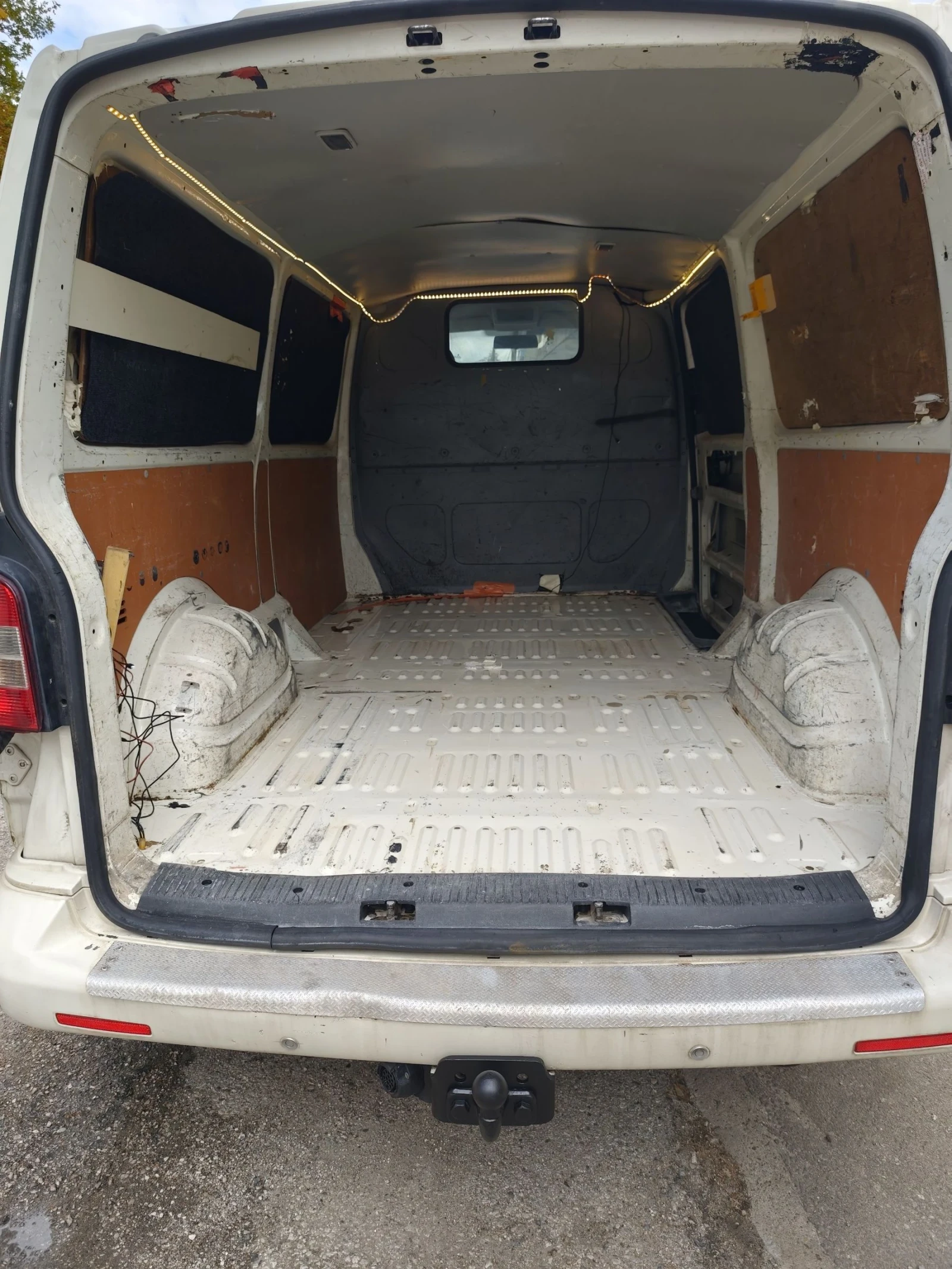 VW Transporter 2.5 TDi 130 кс. - изображение 10