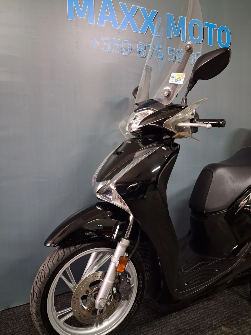 Honda Sh 150i ABS LED KEY LESS, снимка 4 - Мотоциклети и мототехника - 52044164