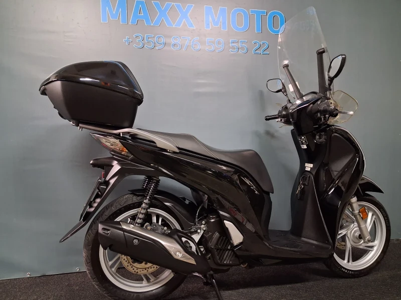 Honda Sh 150i ABS LED KEY LESS, снимка 8 - Мотоциклети и мототехника - 52044164