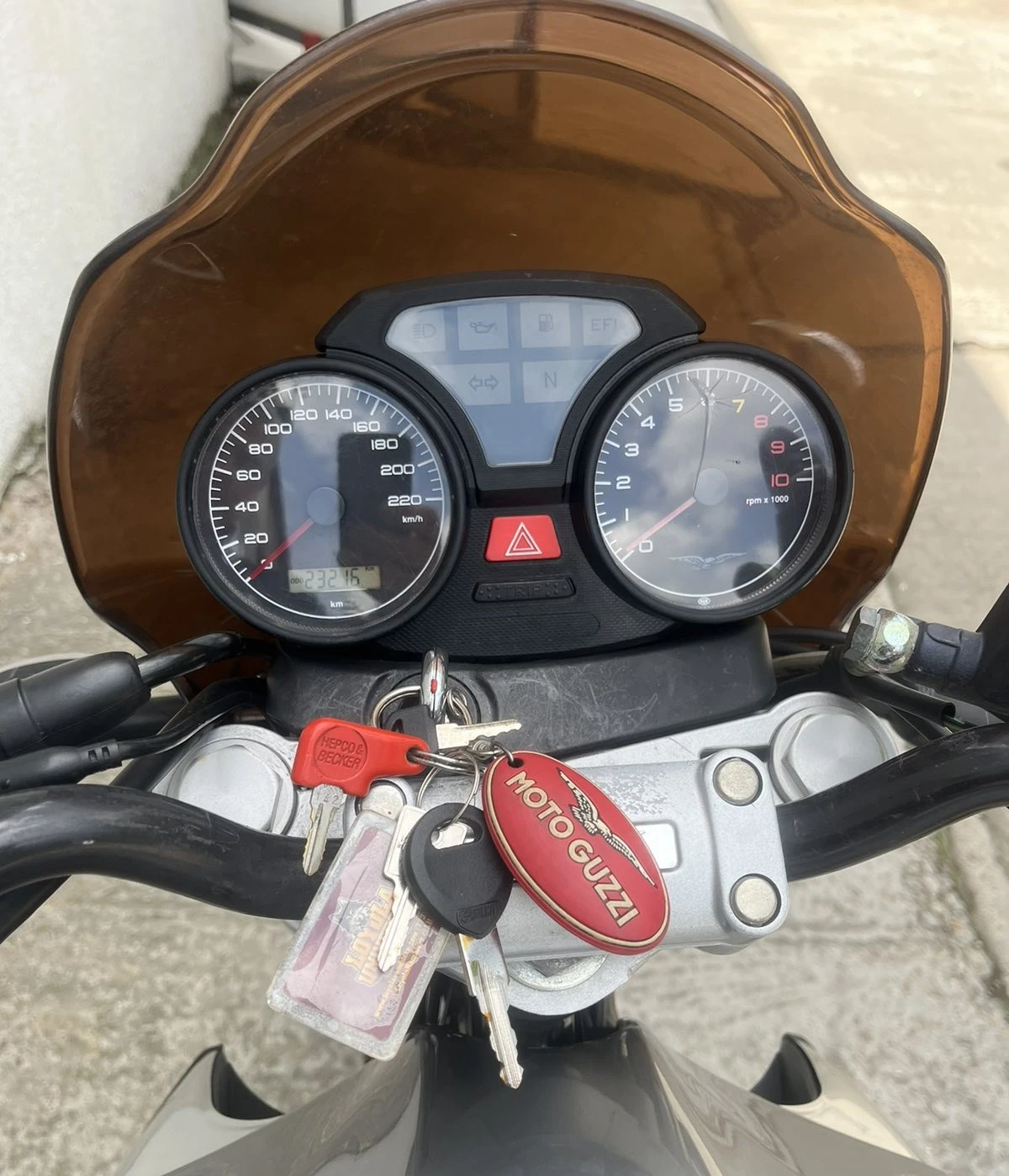 Moto Guzzi Breva 750 Injection, снимка 11 - Мотоциклети и мототехника - 54620320