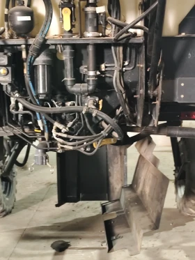 Самоходна пръскачка Challenger, снимка 6