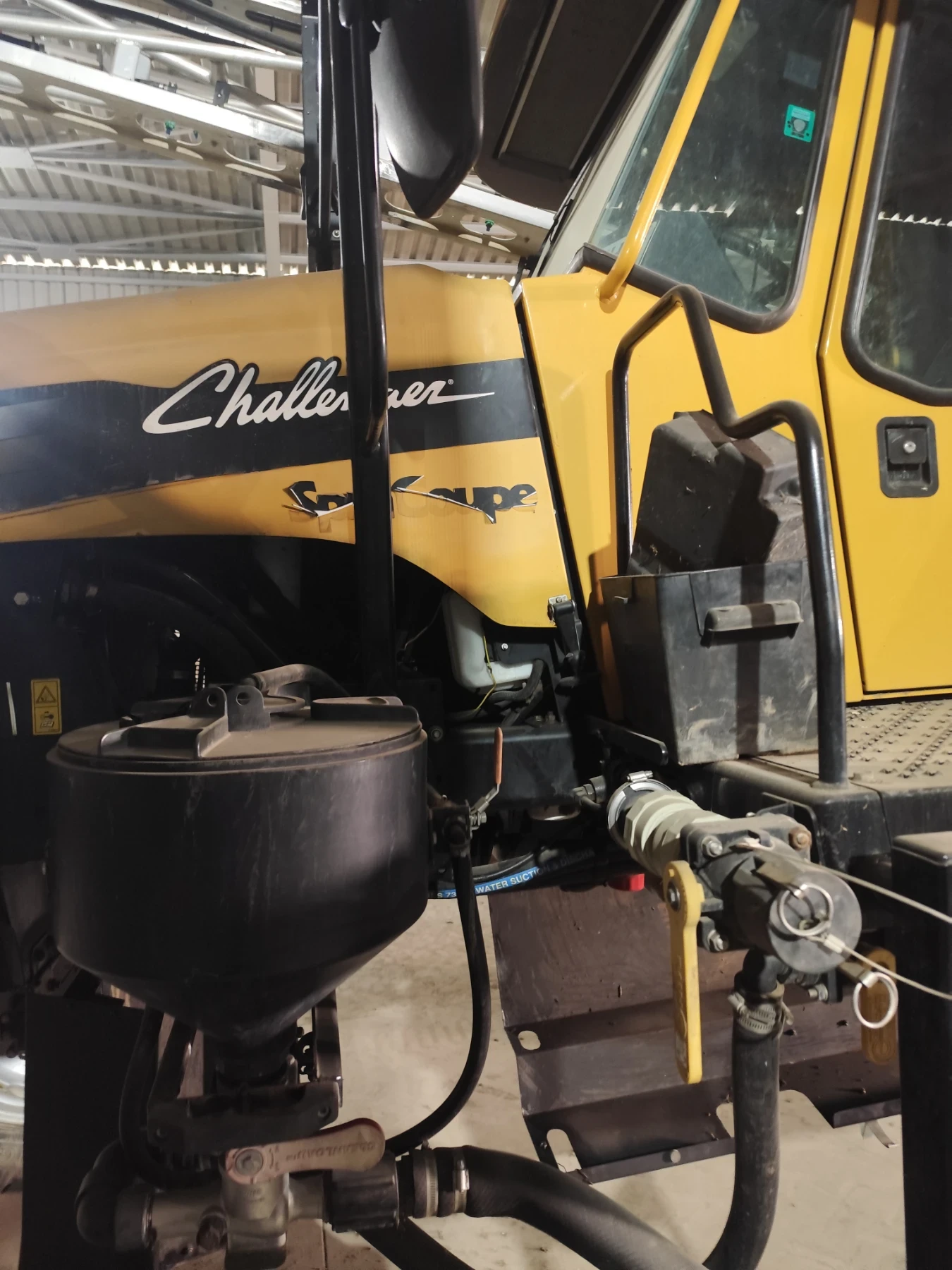 Самоходна пръскачка Challenger, снимка 2 - Селскостопанска техника - 53969125