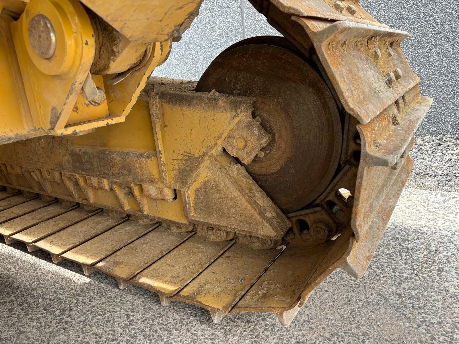 Булдозер Cat D6N LGP ЗГЪВАЕМО ГРЕБЛО + РИПЕР ЛИЗИНГ, снимка 9 - Индустриална техника - 54722274