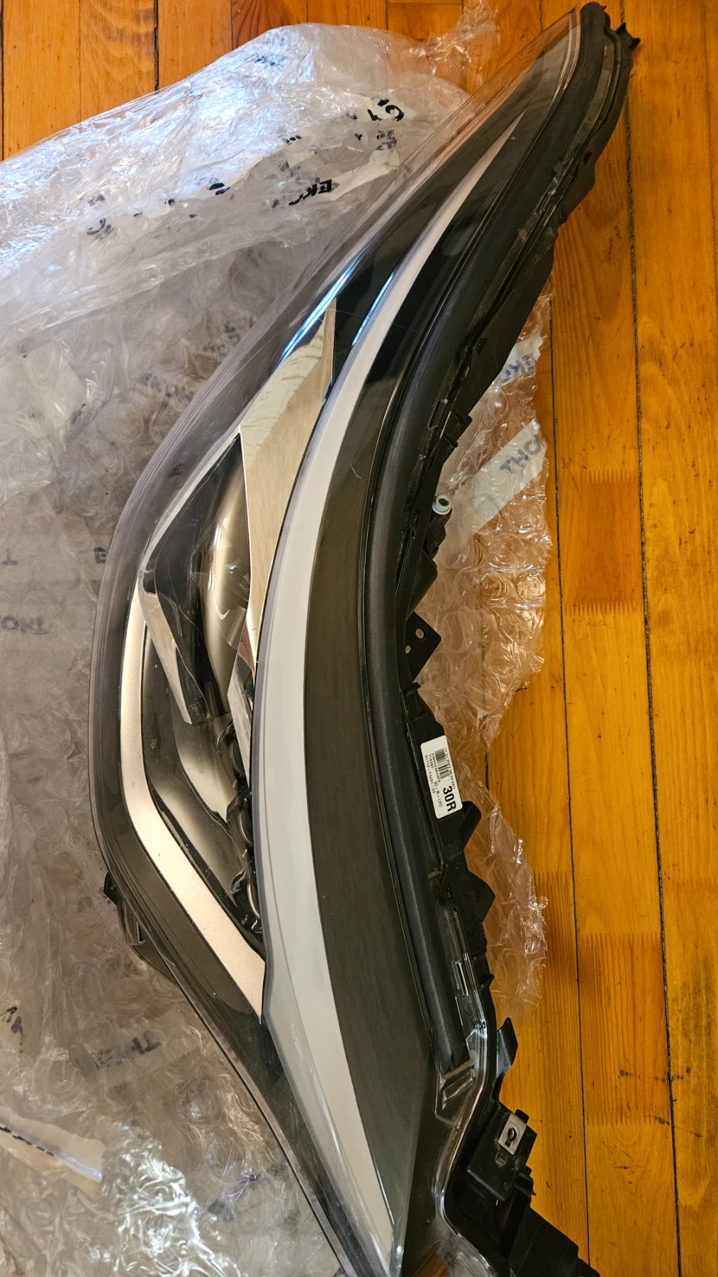 Преден десен фар за Toyota C-HR , снимка 6 - Части - 53993840