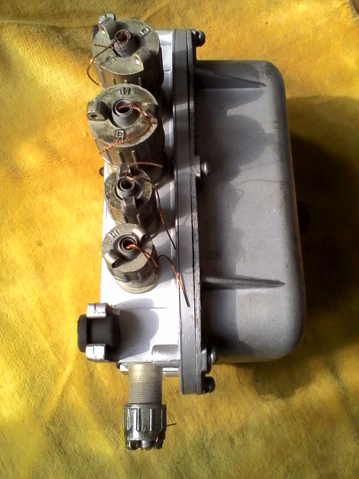 Реле-регулатор РР51-0 ЗИЛ, УРАЛ, снимка 3 - Части - 54005256