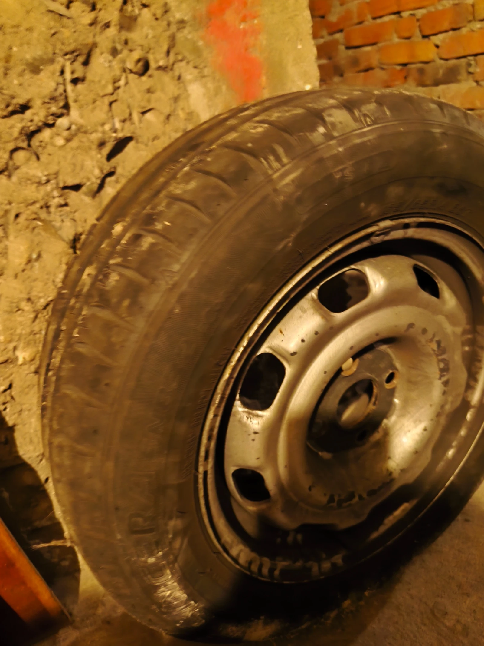    185/65R14  VW Golf | Mobile.bg   3