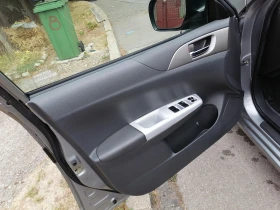 Subaru Impreza 2.0 16 v, снимка 9
