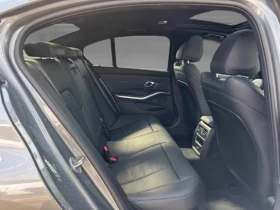 BMW 330 i xDrive = M-Sport = Гаранция, снимка 8