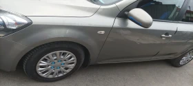 Kia Ceed Дизел , снимка 9