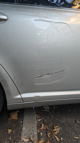 Toyota Avensis, снимка 6