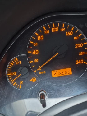 Toyota Avensis D4D 2.2, снимка 8