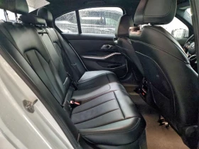 BMW 330 xDrive* CARFAX* АВТОЛИЗИНГ, снимка 10