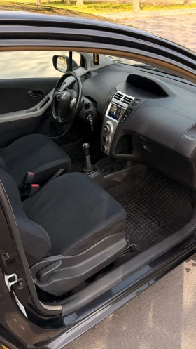 Toyota Yaris - 2300 € / 4498.41 лв. - 48375611 10