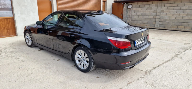 BMW 530 FACELIFT Десен волан!!!, снимка 17 - Автомобили и джипове - 45907093