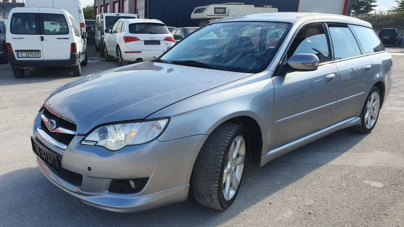 Subaru Legacy 2.0R LPG, снимка 3 - Автомобили и джипове - 44860529