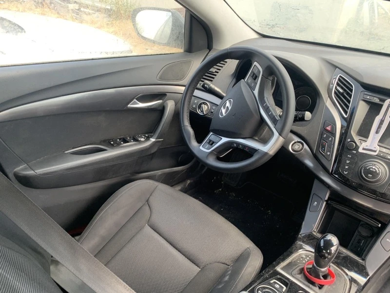 Hyundai I40, снимка 5 - Автомобили и джипове - 46664317