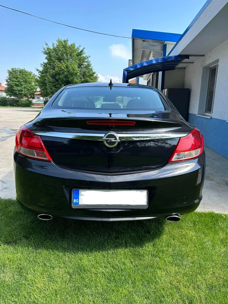 Opel Insignia, снимка 2 - Автомобили и джипове - 47723270