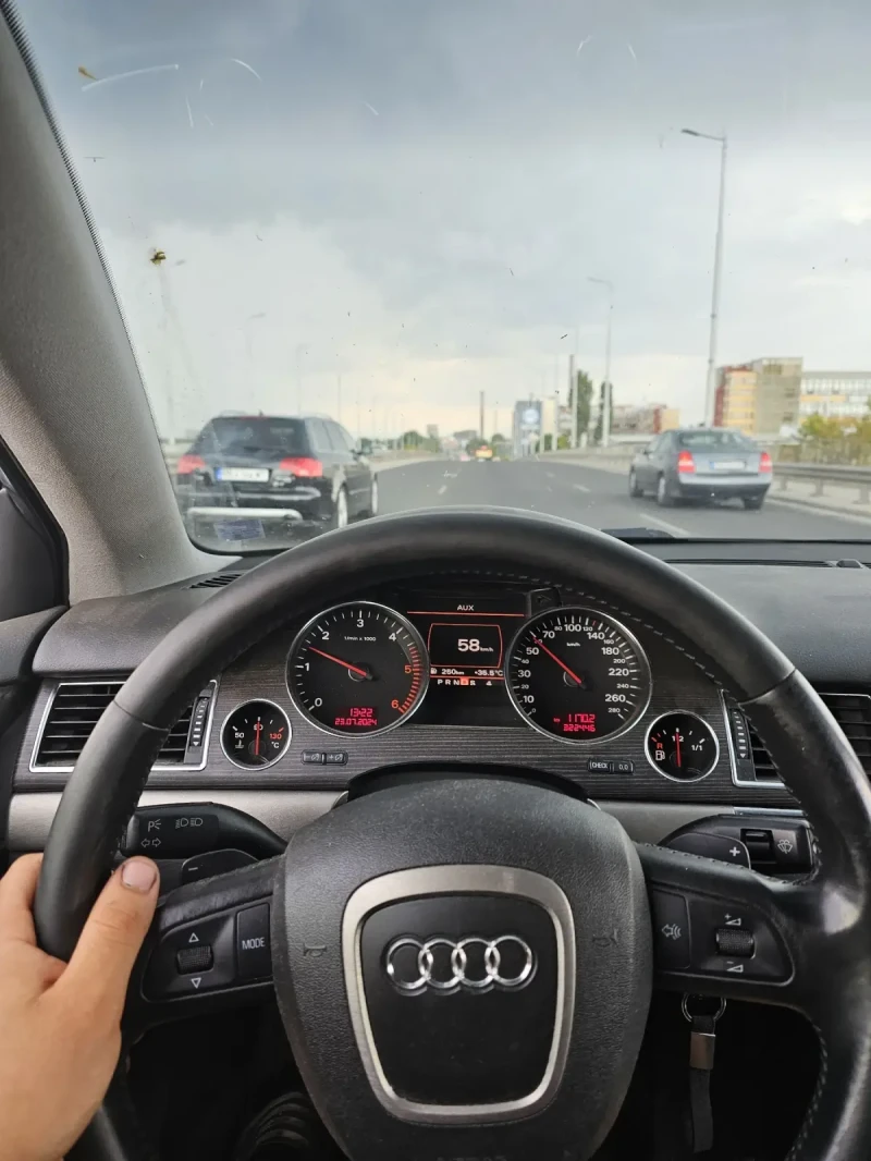 Audi A8 4.2 TDI QUATTRO, снимка 10 - Автомобили и джипове - 47727935