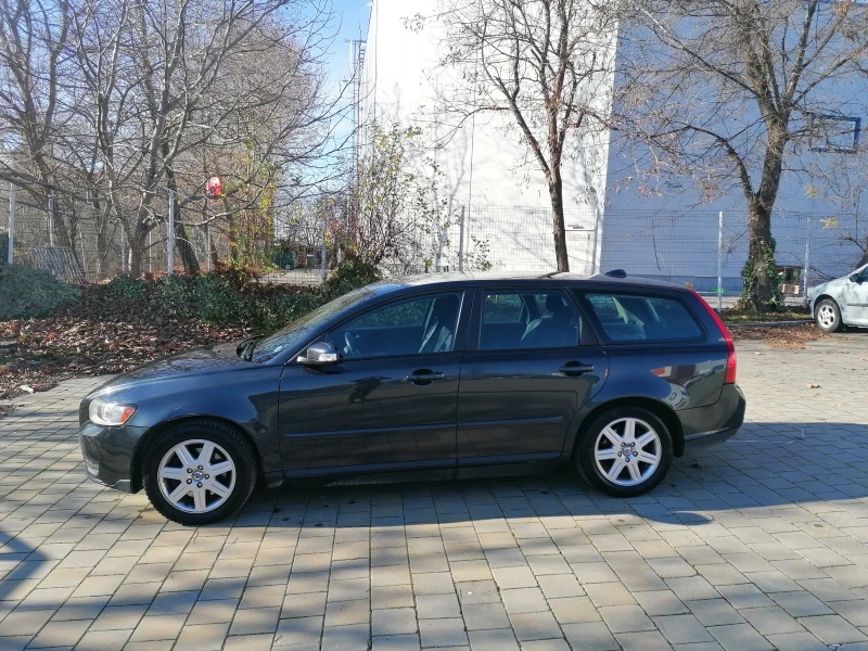 Volvo V50 2.4 FACE Автоматик, ГАЗ ИНЖ., снимка 3 - Автомобили и джипове - 48367197