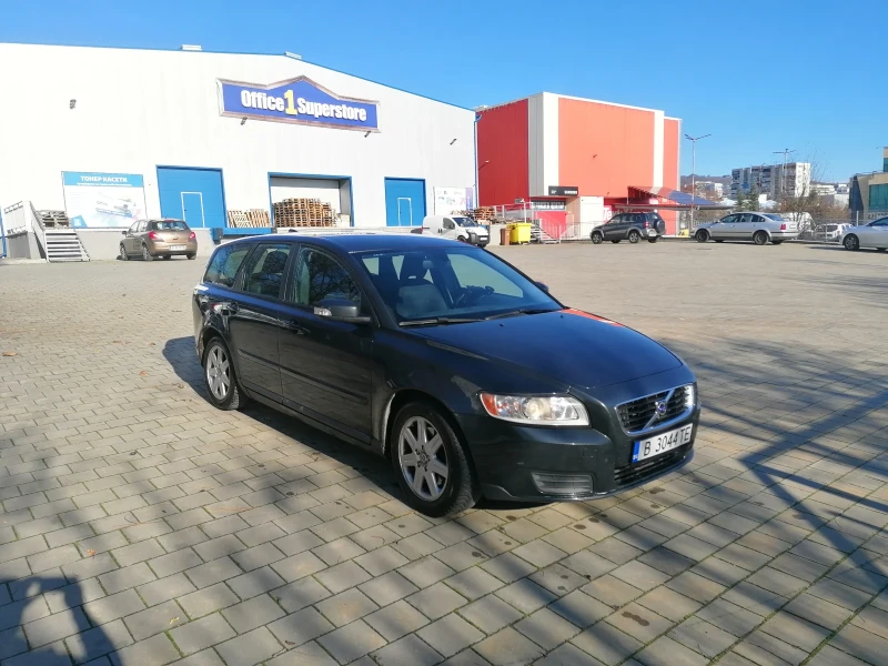 Volvo V50 2.4 FACE Автоматик, ГАЗ ИНЖ., снимка 2 - Автомобили и джипове - 48367197