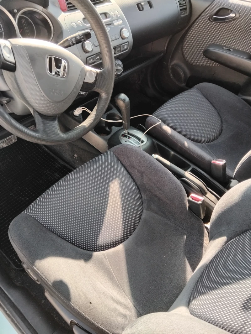 Honda Jazz, снимка 6 - Автомобили и джипове - 48822437