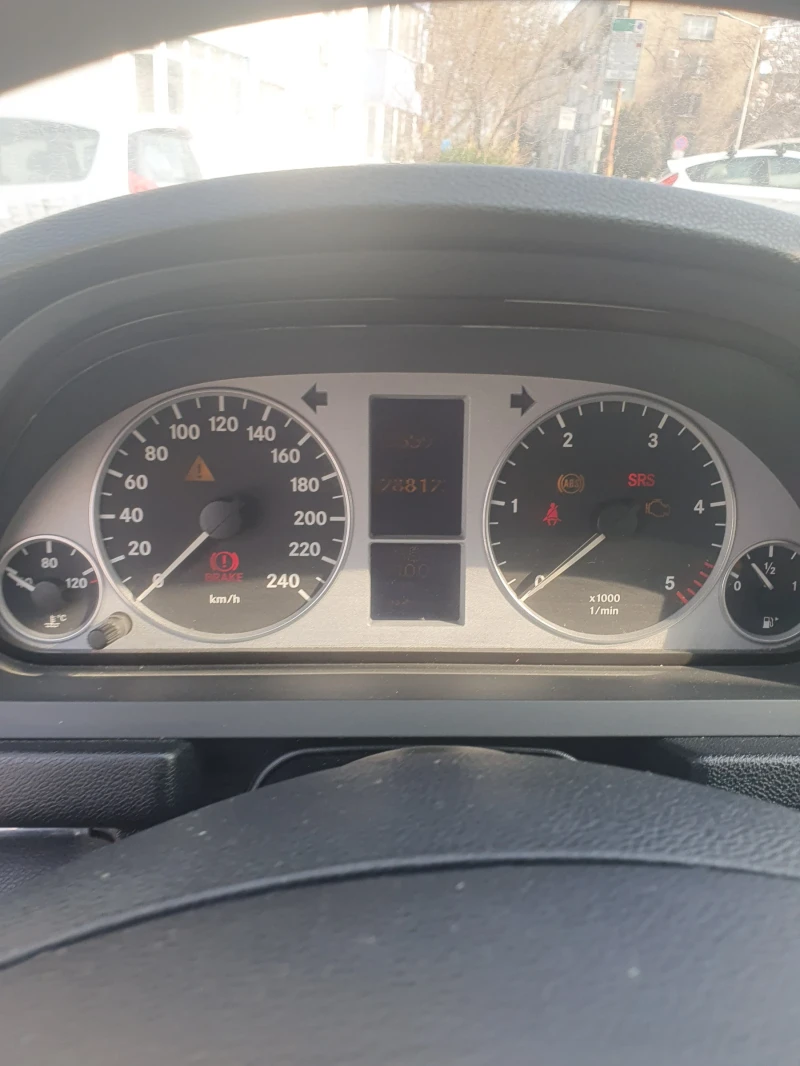 Mercedes-Benz B 180, снимка 5 - Автомобили и джипове - 49271866