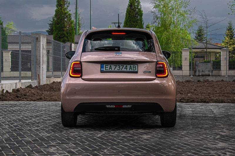 Fiat 500 42Kwh Long Range ТОП !!! Собствен лизинг , снимка 9 - Автомобили и джипове - 52385513