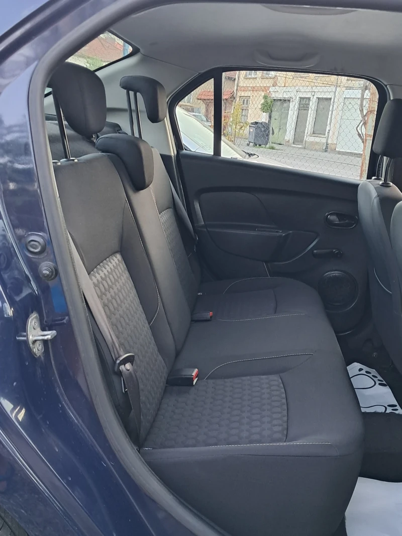 Dacia Logan 1.5 dci 90к.с.NAVI, KLIMA, снимка 13 - Автомобили и джипове - 50148146