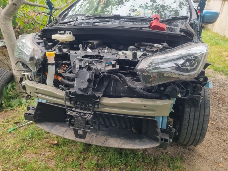 Renault Zoe R135, снимка 2 - Автомобили и джипове - 52291610