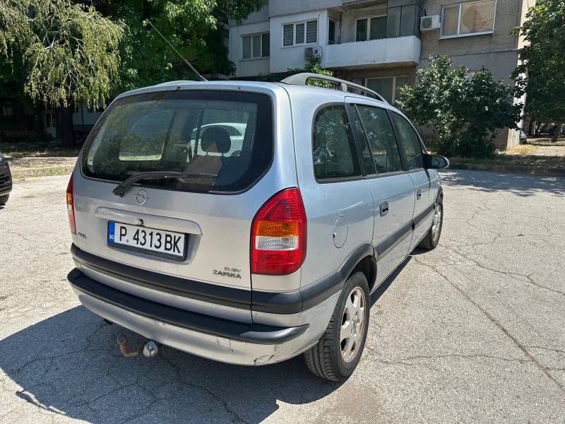 Opel Zafira 2.0DI 7 местен, снимка 4 - Автомобили и джипове - 51004350