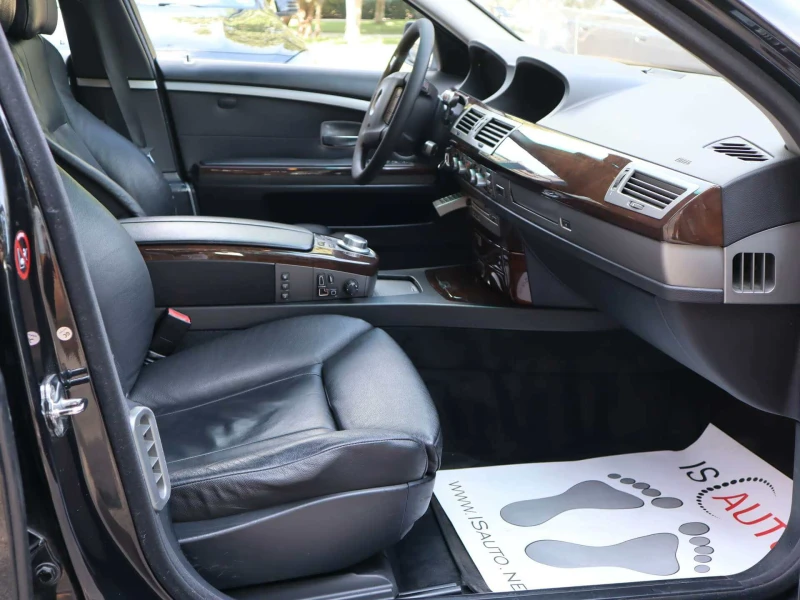 BMW 730 d/Adaptive Drive/Soft Close/PDC/, снимка 13 - Автомобили и джипове - 51499592