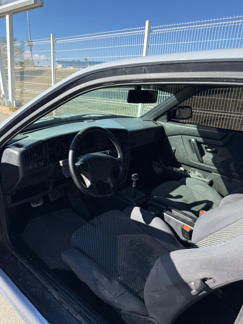 VW Corrado 1.8 Turbo APU, снимка 9 - Автомобили и джипове - 52069192