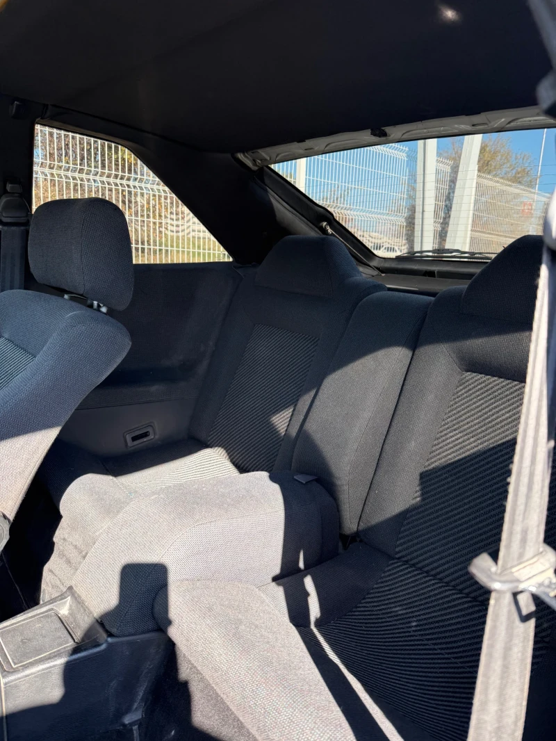 VW Corrado 1.8 Turbo APU, снимка 11 - Автомобили и джипове - 52069192