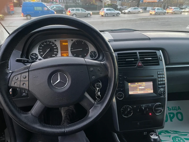 Mercedes-Benz B 200 АВТОМАТ, ПАРКТРОНИК, PREMIUM , снимка 15 - Автомобили и джипове - 52495349
