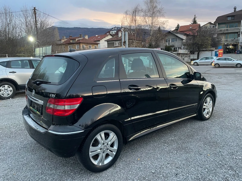 Mercedes-Benz B 200 АВТОМАТ, ПАРКТРОНИК, PREMIUM , снимка 5 - Автомобили и джипове - 52495349