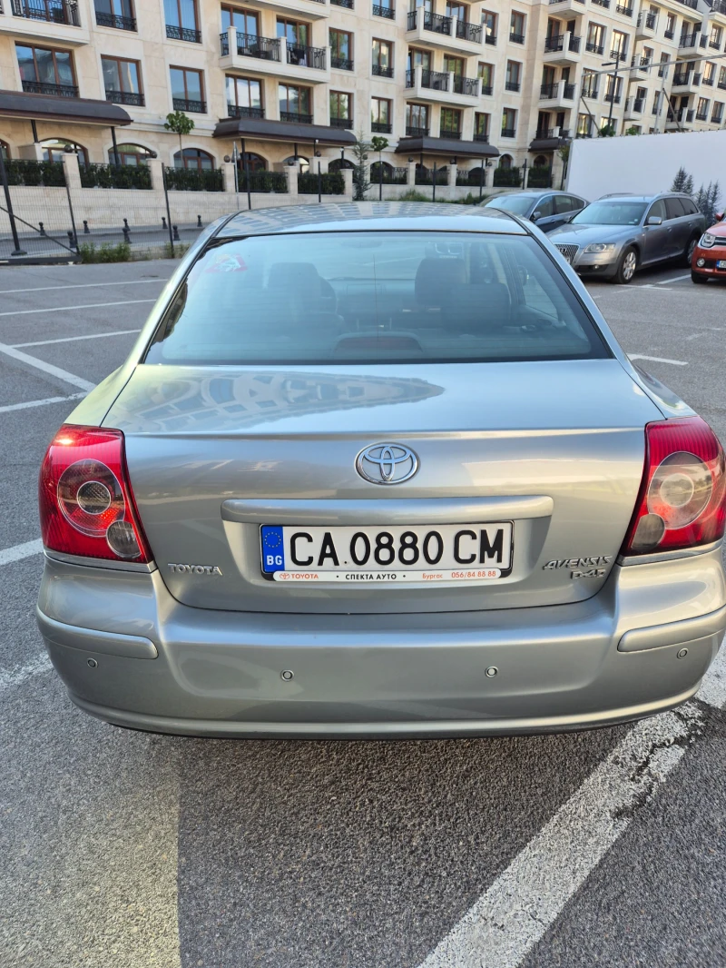 Toyota Avensis D4D 2.2, снимка 6 - Автомобили и джипове - 52496667