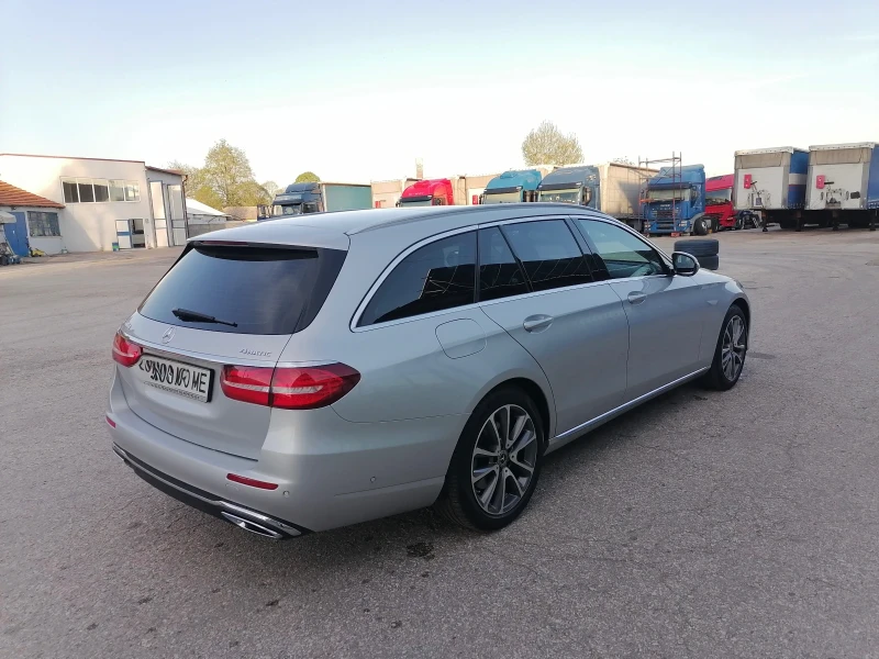 Mercedes-Benz E 400 E400D* 4MATIC* MULTIBEAM* GERMANY* DIGITAL TACHO* , снимка 4 - Автомобили и джипове - 52699818