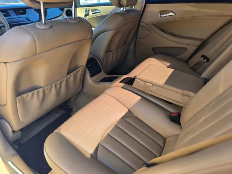 Mercedes-Benz CLS 320, снимка 8 - Автомобили и джипове - 52883308