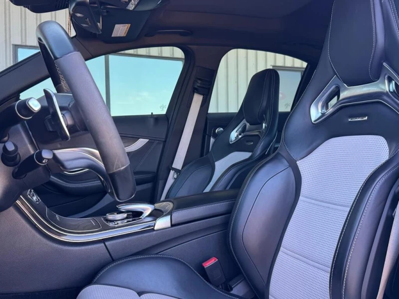 Mercedes-Benz C 63 AMG ШУМ В МОТОРА * * CARFAX * * АВТОКРЕДИТ * * , снимка 9 - Автомобили и джипове - 52931815