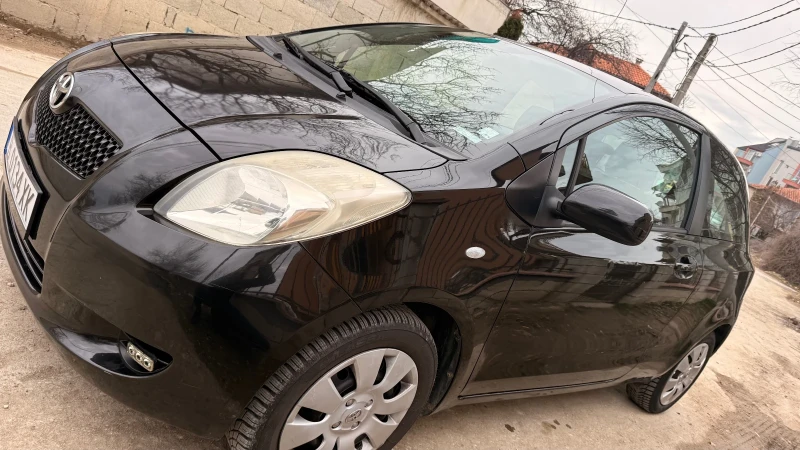 Toyota Yaris, снимка 9 - Автомобили и джипове - 53131031