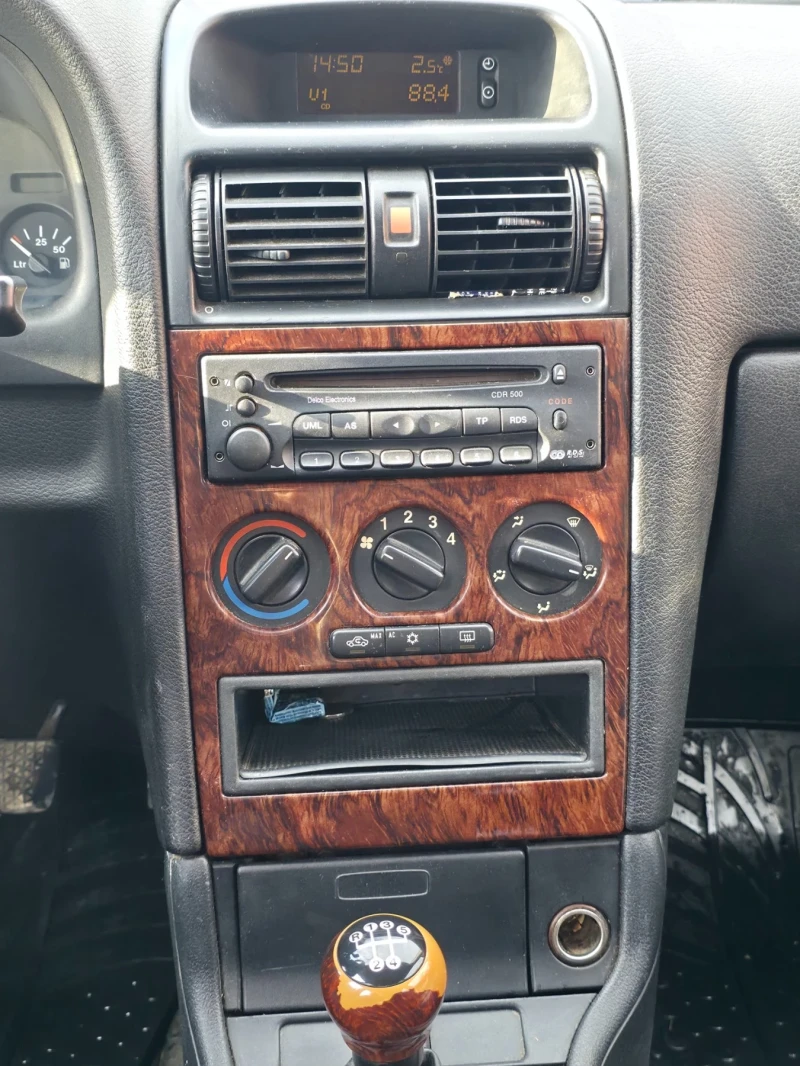 Opel Astra, снимка 6 - Автомобили и джипове - 53143838