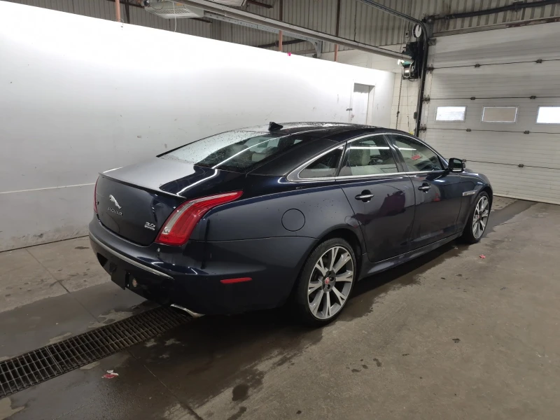 Jaguar Xj PREMIUM LUXURY * Oбдухване* Подгрев* Digital cockp, снимка 3 - Автомобили и джипове - 53480259
