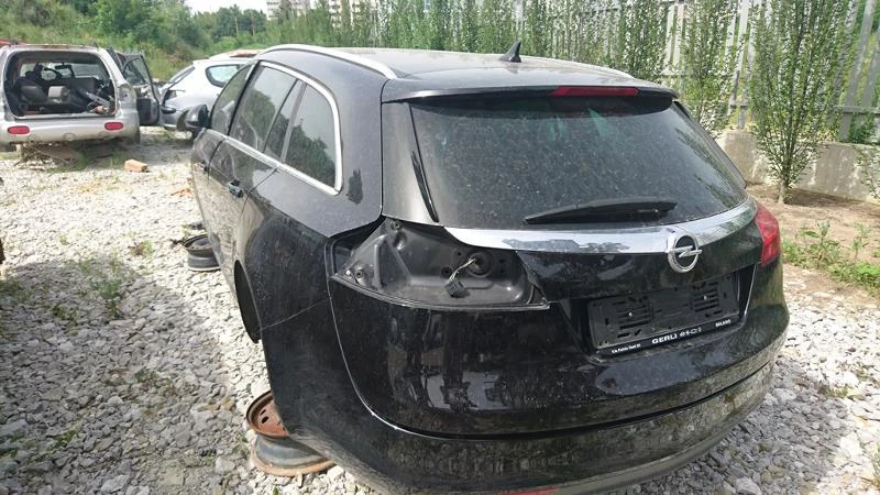 Opel Insignia, снимка 7 - Автомобили и джипове - 14925079