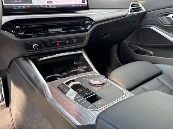 BMW 330 i xDrive = M-Sport = �������� | Mobile.bg � ����������� 7