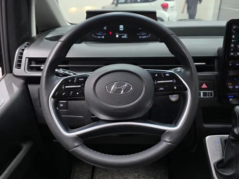 Hyundai Staria 6-SEATER* �������� ���* ���������* �������* 360*  | Mobile.bg � ����������� 16